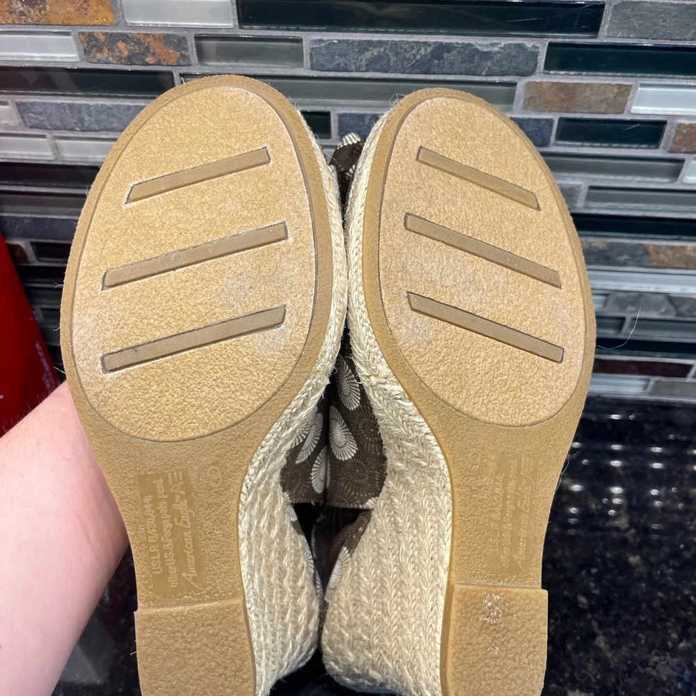 Brown Holdbrook Wedge with Bow by American Eagle - Picture 4 of 7